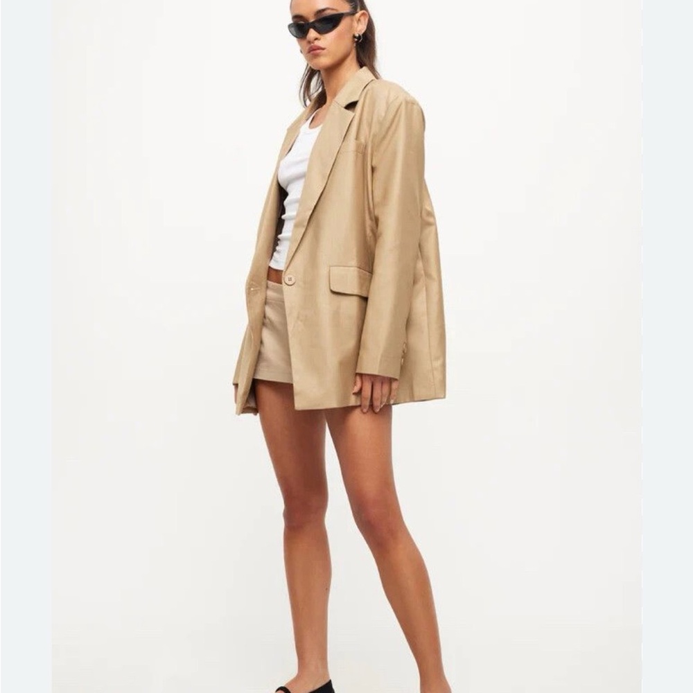 NWT Lioness Welcome To The Jungle Blazer Beige Size Large US 8